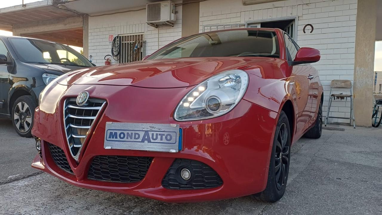 Alfa Romeo Giulietta 1.6 JTDm-2 105 CV Distinctive 2013 ROSSA COME NUOVA