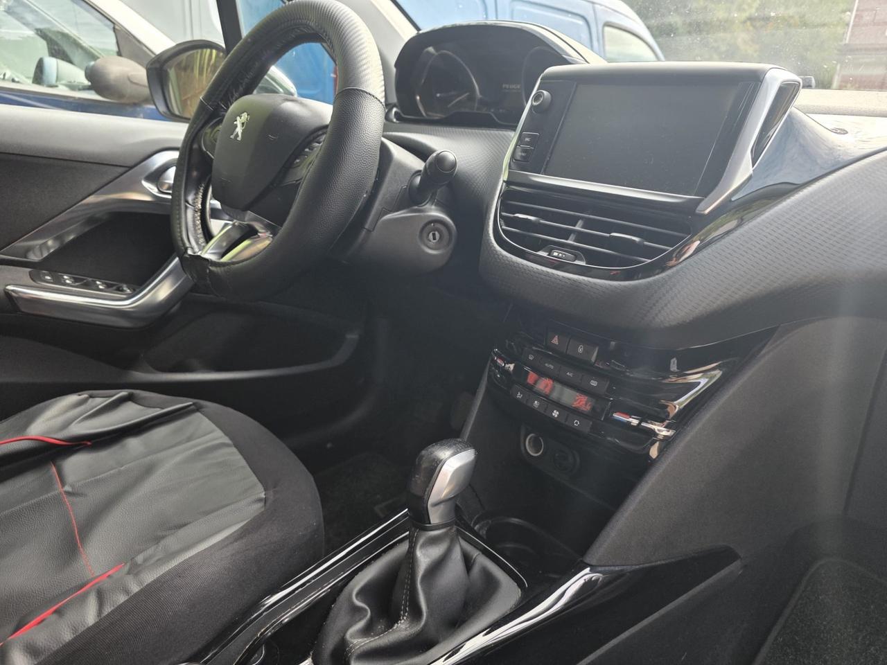 Peugeot 2008 BlueHDi 100 Allure 2015