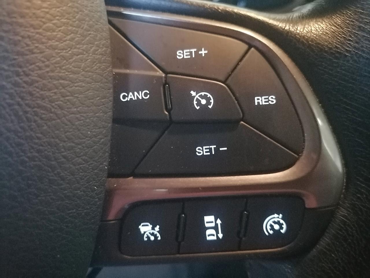 Jeep Renegade 1.3 T4 DDCT Limited
