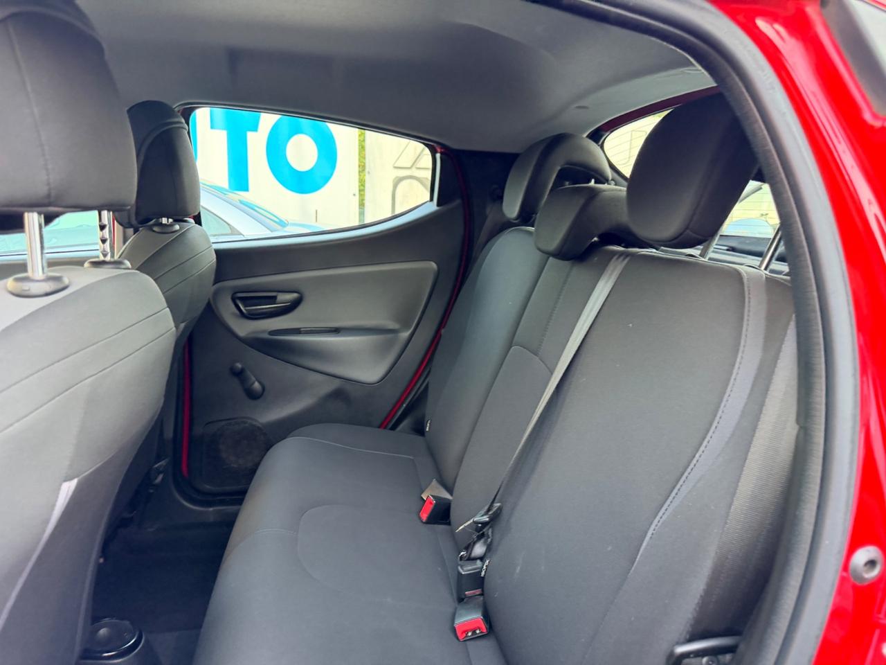 Lancia Ypsilon 1.2 69 CV GPL CASA MADRE