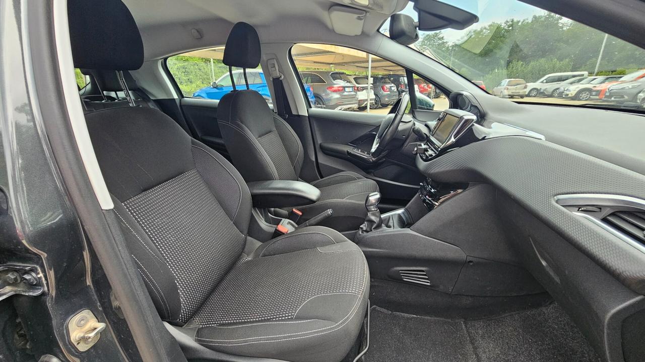 Peugeot 208 BlueHDi 75 5 porte Allure