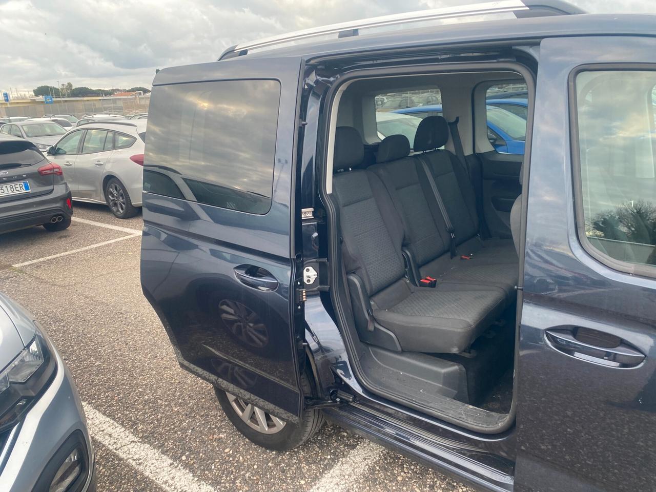 FORD TOURNEO Connect 2.0 EcoBlue 122 CV Titanium