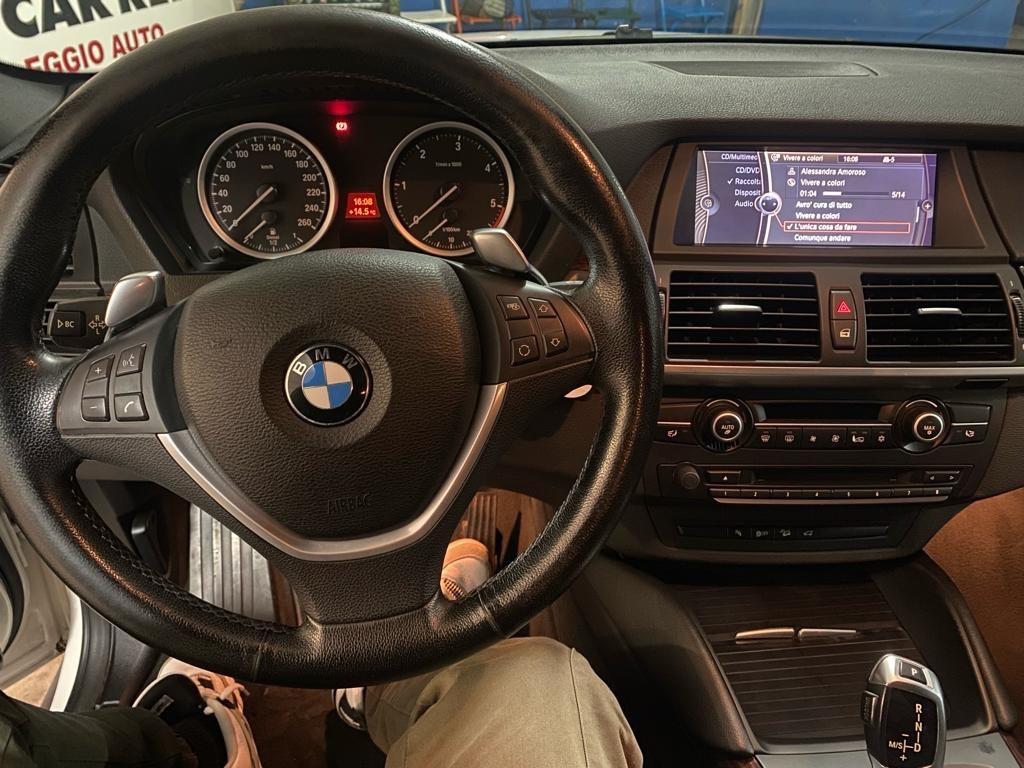 Bmw X6 xDrive40d Attiva