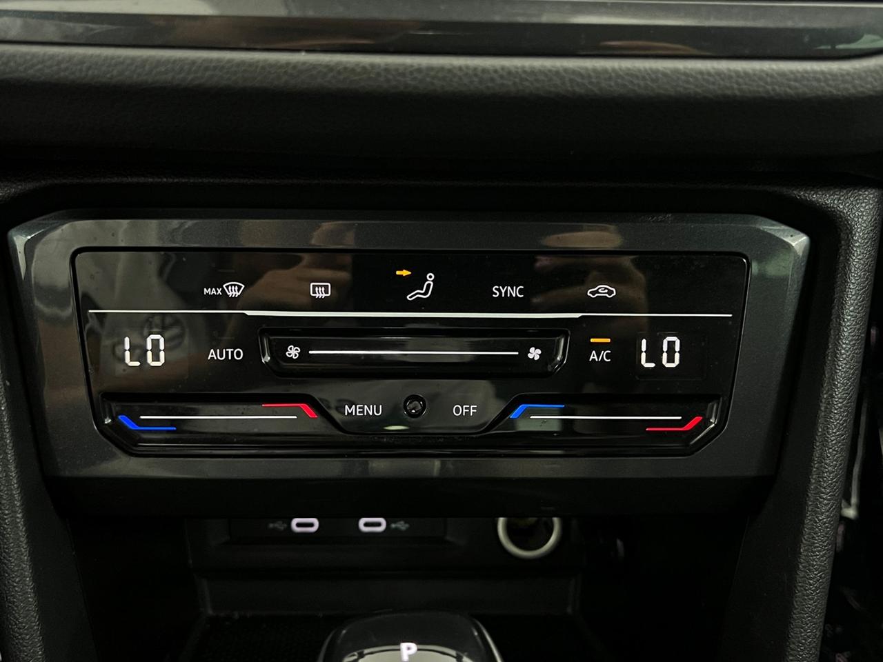 VOLKSWAGEN Tiguan II 2021 Tiguan 2.0 tdi Life 150cv dsg