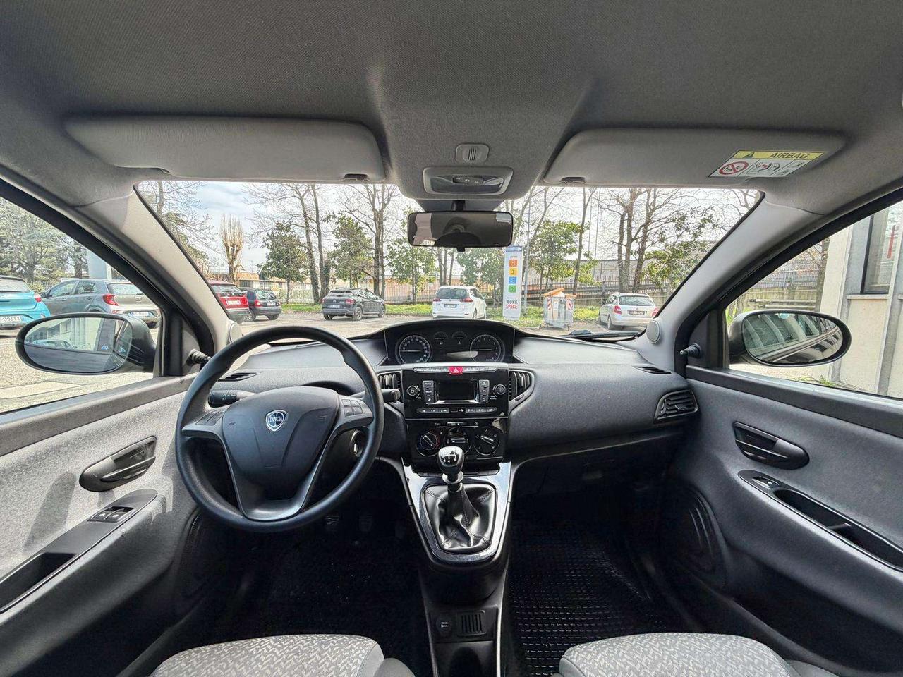 Lancia Ypsilon 1.2 BENZINA