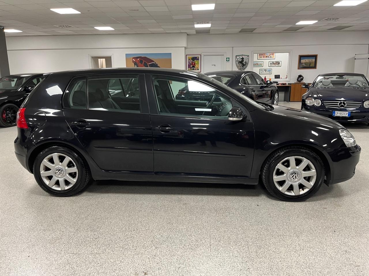 Volkswagen Golf 2.0 16V TDI 4mot. 5p. Sportline 140cv