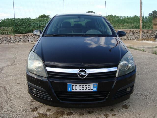 Opel Astra 1.7 CDTI 101CV 5 porte Cosmo