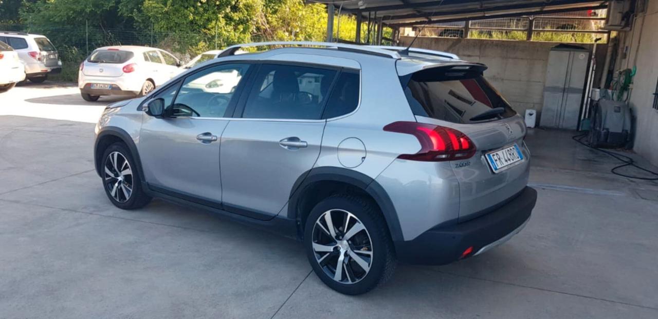 Peugeot 2008 1.5 HDi 100 CV Allure
