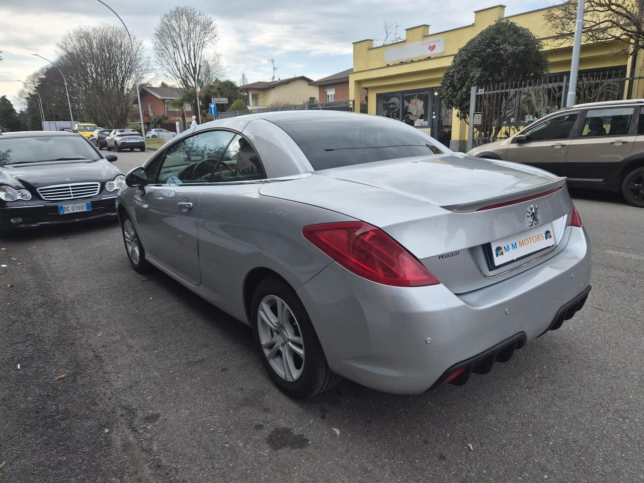 Peugeot 308 CC. 1.6 8V HDi 112CV 5p. Tecno