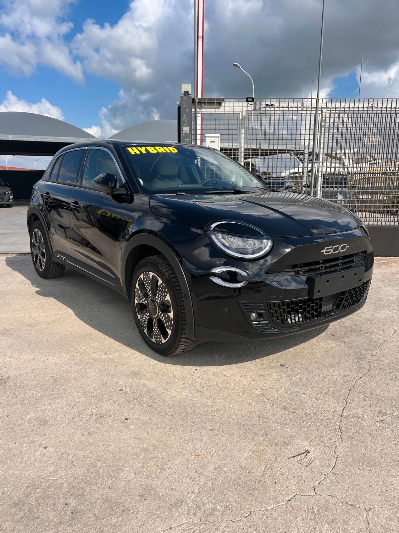 Fiat 600 Hybrid 100 CV DCT MHEV La Prima