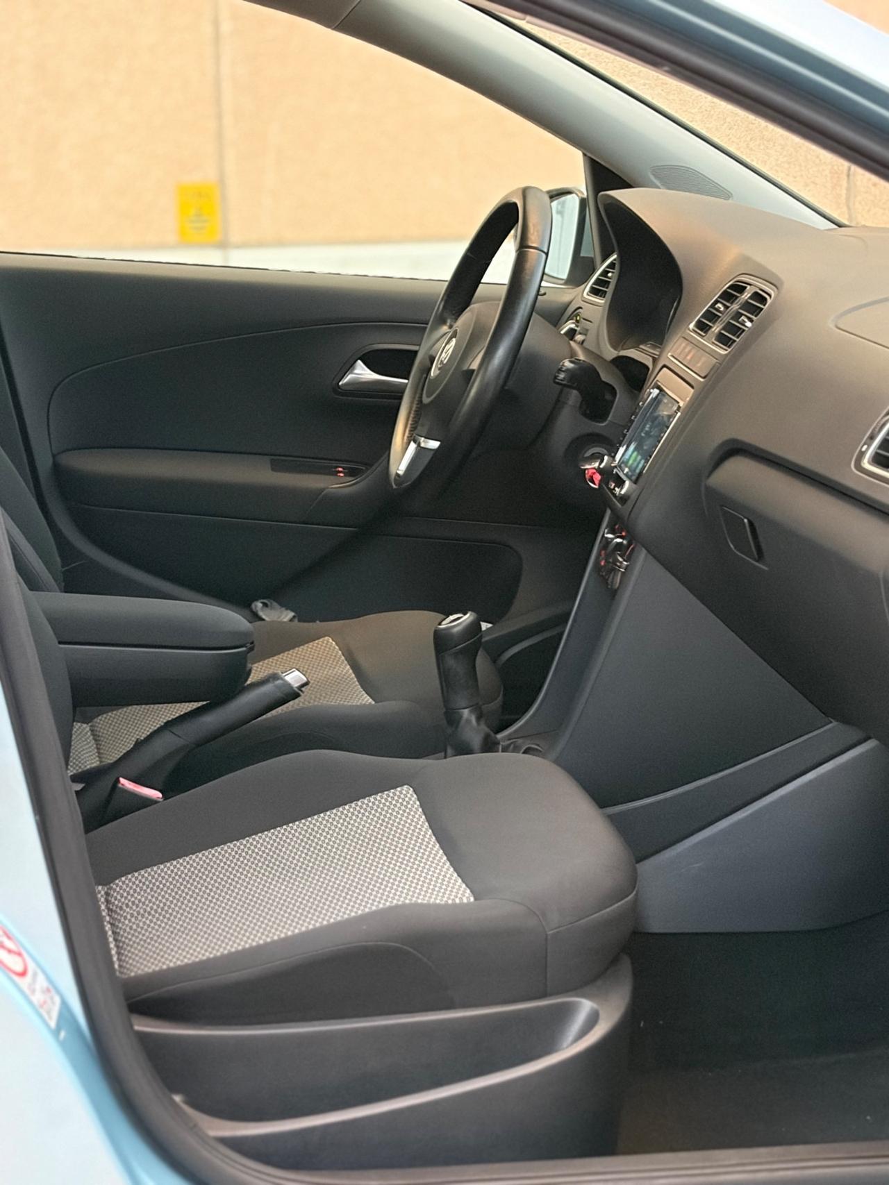 VW POLO 1.2d 2011 km154000 neopatentati pronta per viaggiare