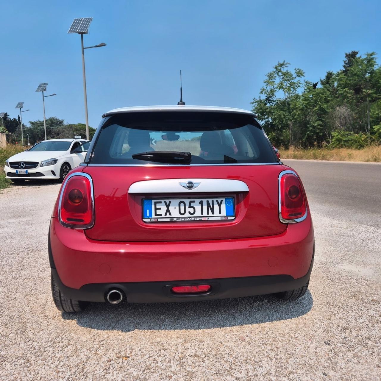 Mini 1.5 Cooper D 126.000 Km