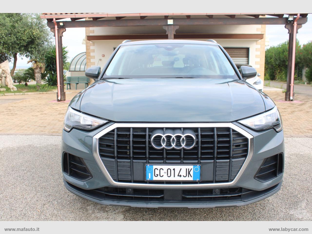 AUDI Q3 35 TDI S tronic Business