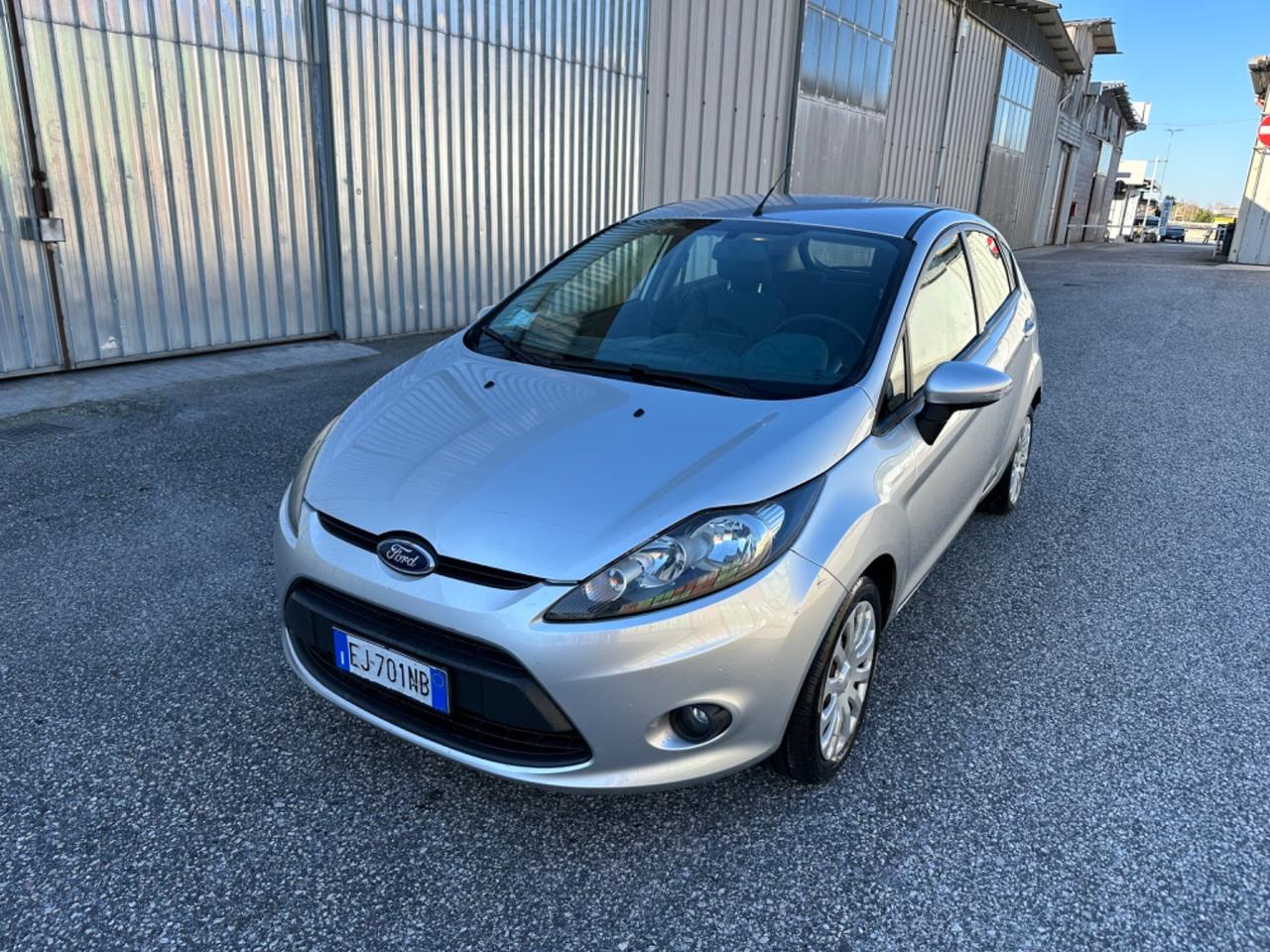 Ford Fiesta 1.4 5 porte Bz.- GPL Titanium COME NUOVA