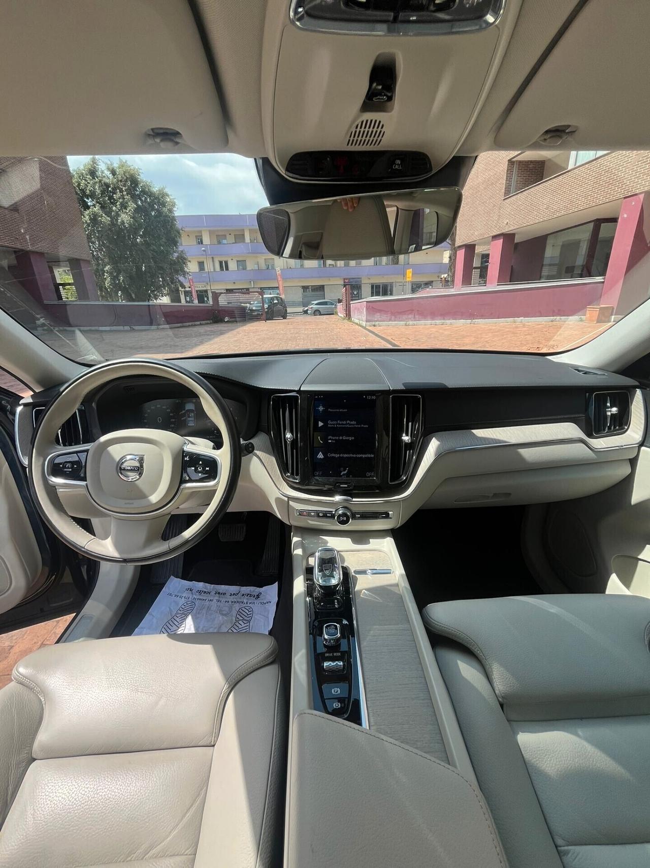 Volvo XC 60 XC60 B4 (d) AWD Geartronic Inscription