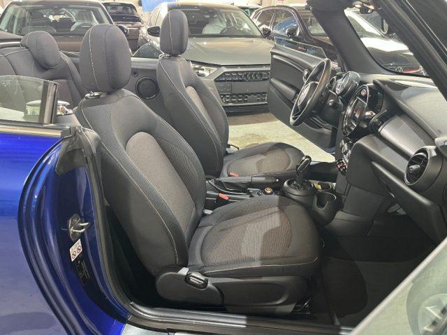 MINI Mini 1.5 Cooper D Autom Hype Cabrio