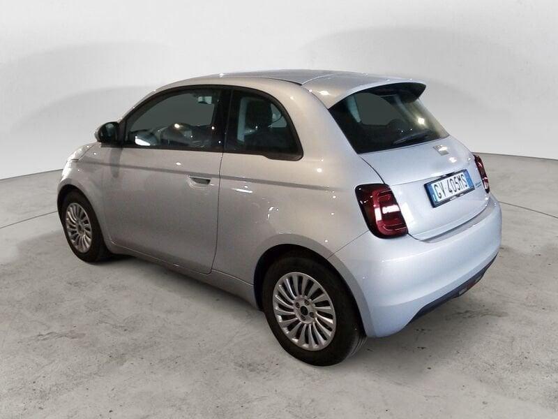 FIAT 500 Bev Hatchback My24 500e -320 Berlina