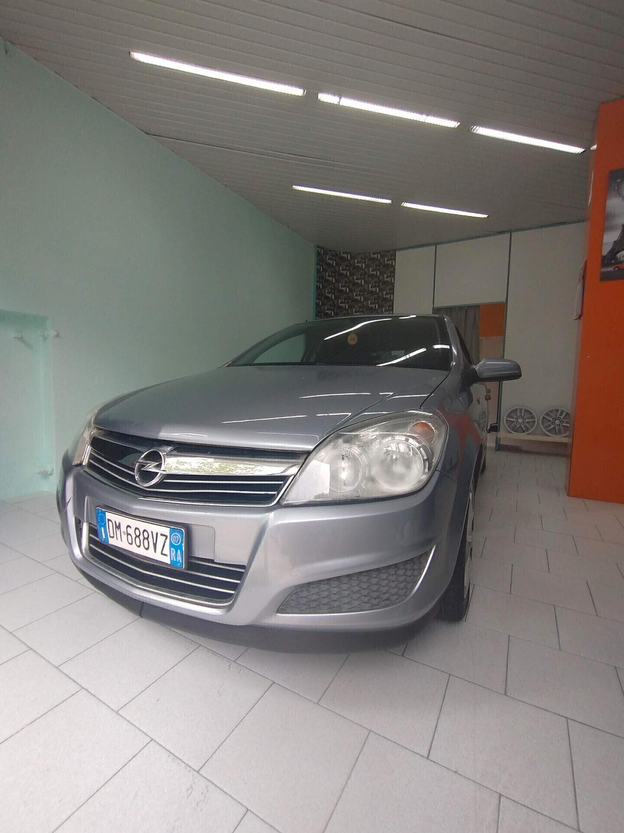 Opel Astra METANO solo 95.000KM