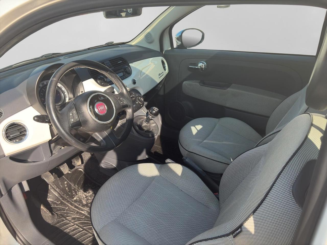 Fiat 500 1.2 Lounge 69cv NEOPATENTATI