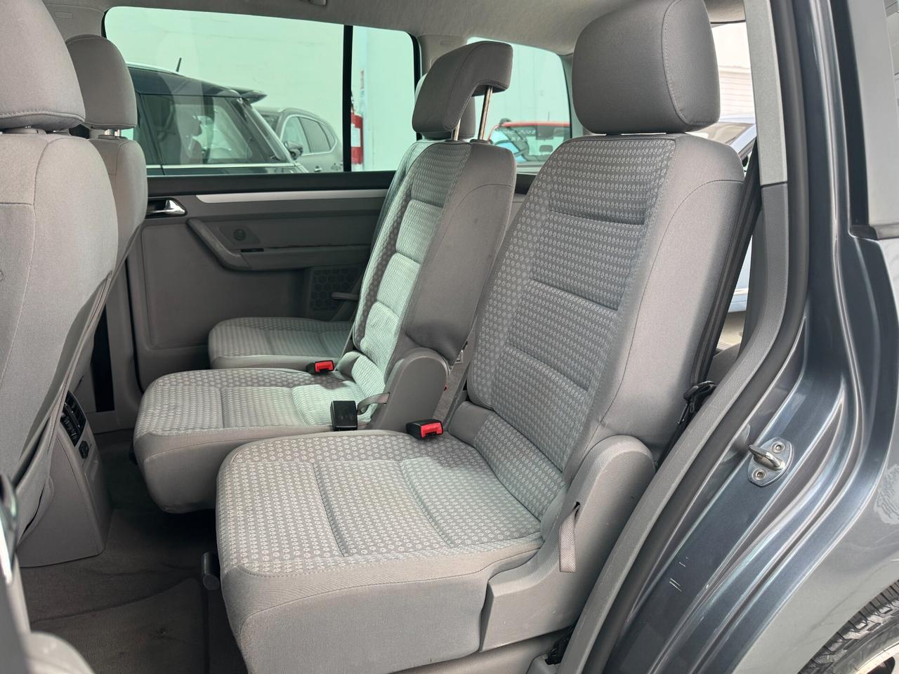 Volkswagen Touran 1.6 16V FSI Highline NEOPATENTATO