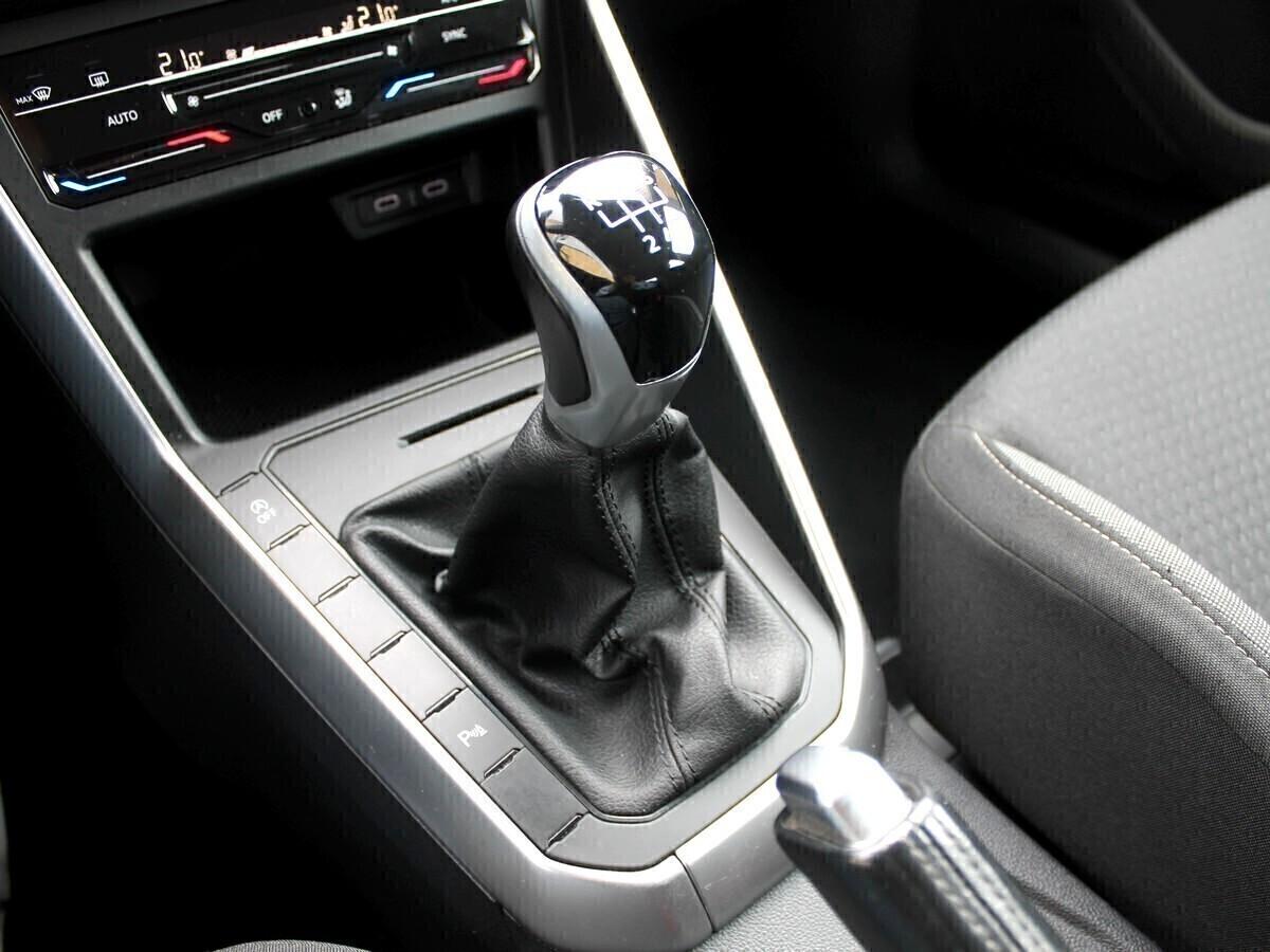 Volkswagen Polo 1.0tsi Life 95cv NAV VIRTUAL UNIPRO IVA DEDUCIBILE