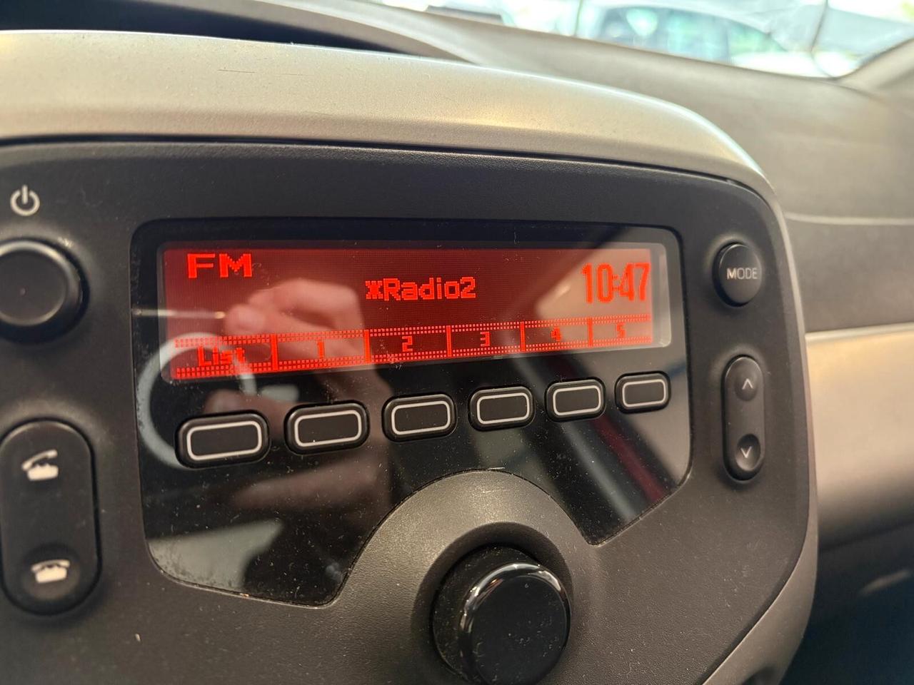 Toyota Aygo X-COOL 1.0 VVT-i 69 CV 5 porte 51000 KM