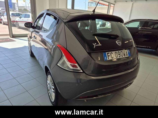 LANCIA Ypsilon 1.2 69 CV 5 porte Gold