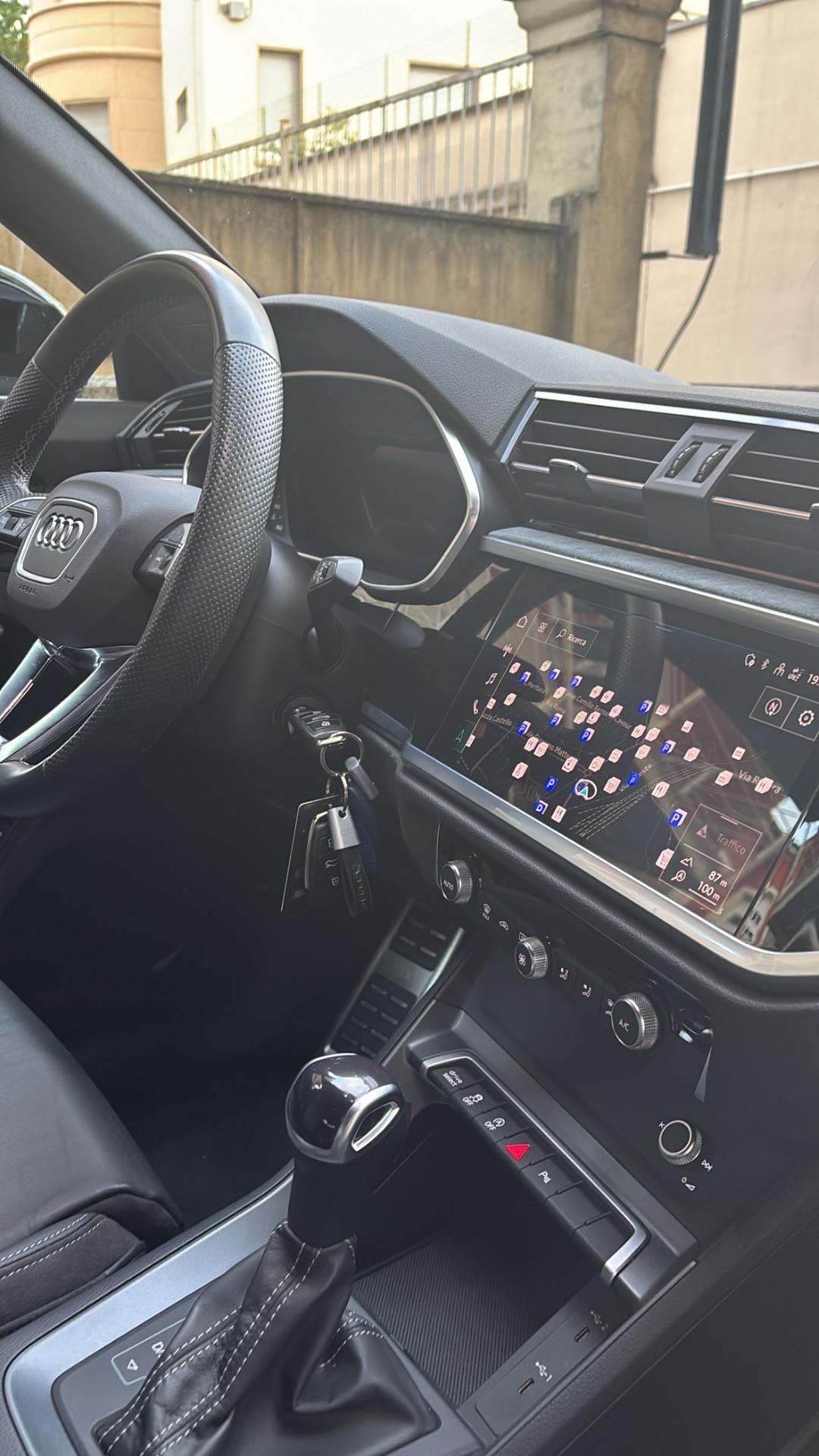 Audi Q3 40 TFSI S tronic S line edition IVA ESPOSTA