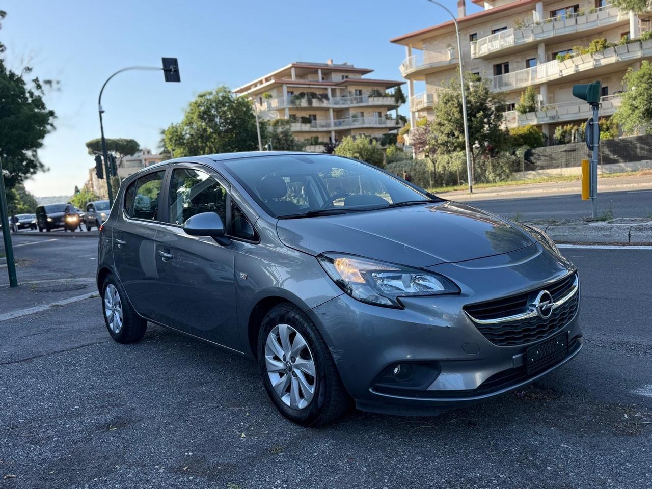 Opel Corsa 1.2 5 porte Cosmo benzina