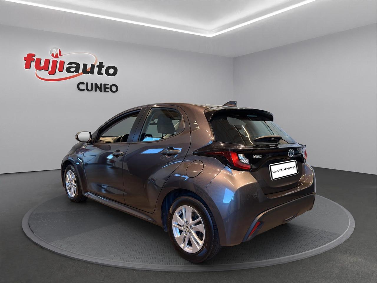 Toyota Yaris 1.5h Business
