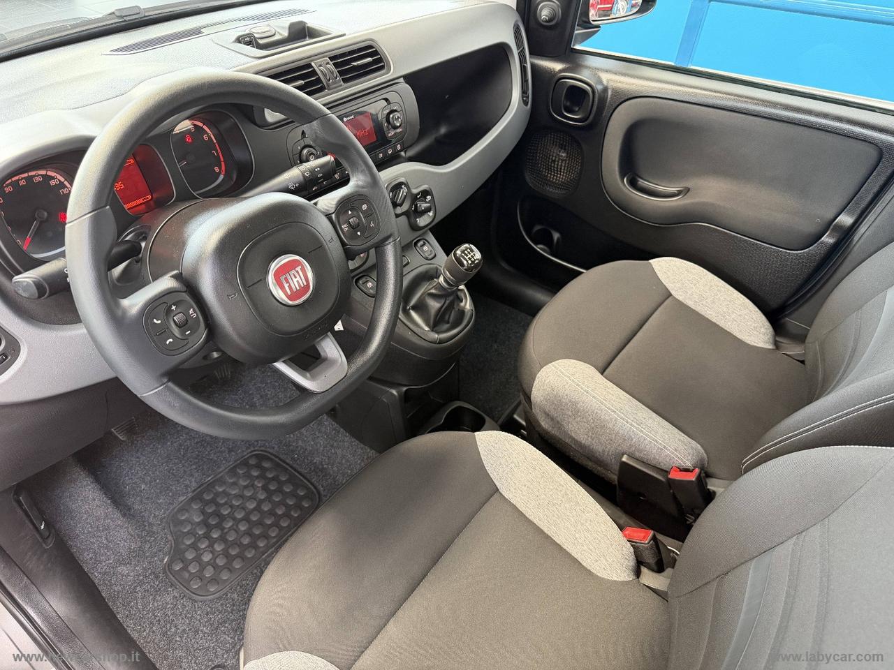 FIAT Panda 1.0 FireFly S&S Hybrid City Life NEOPATENTATI