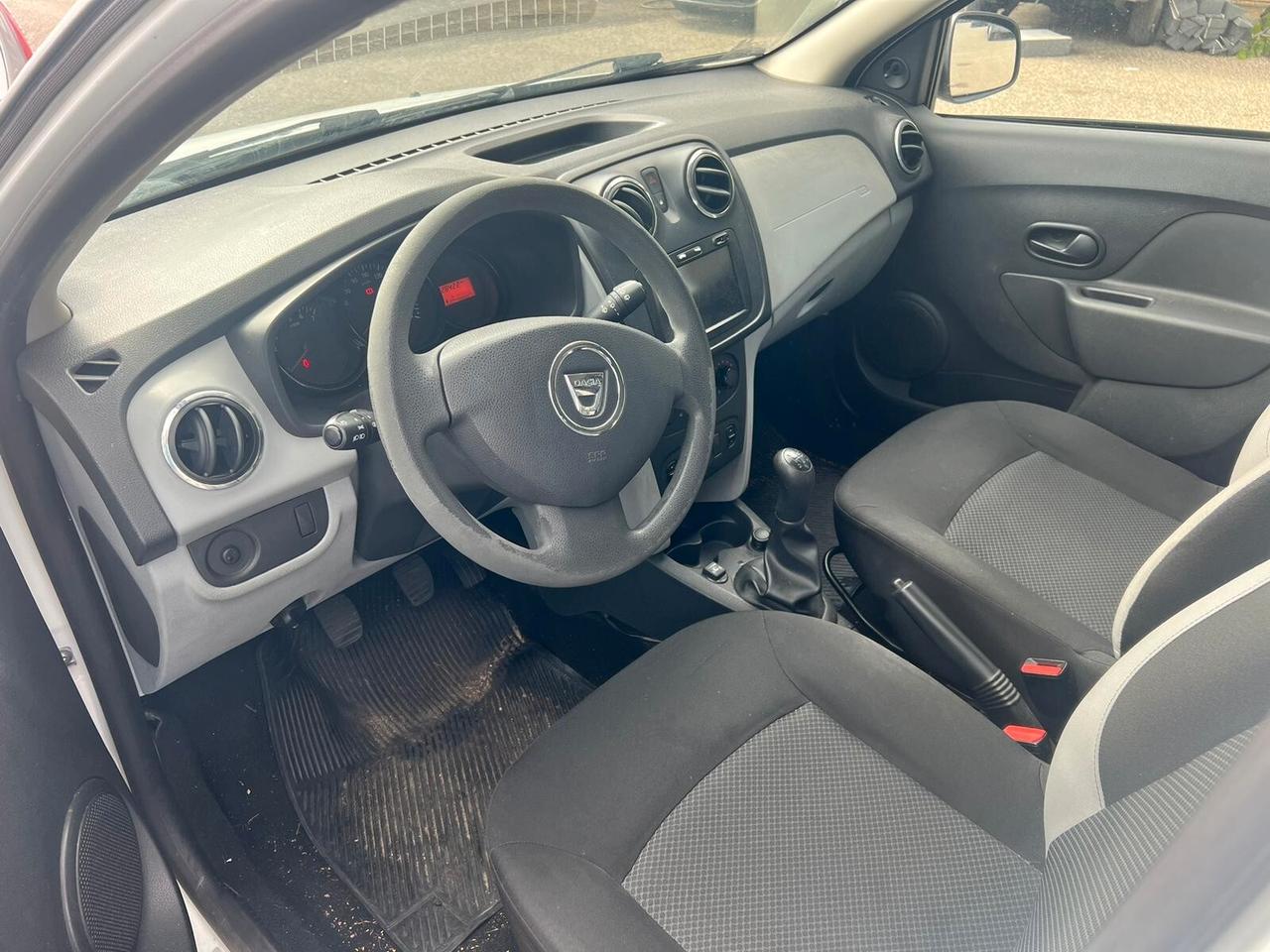 Dacia Sandero 1.2 Benz GPL 75CV Ambiance si neopatentati