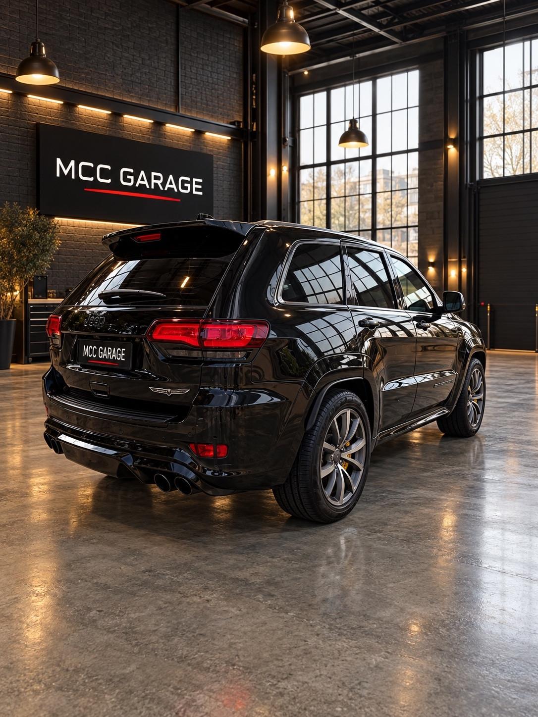 Jeep Grand Cherokee trackhawk 6.2 supercharged