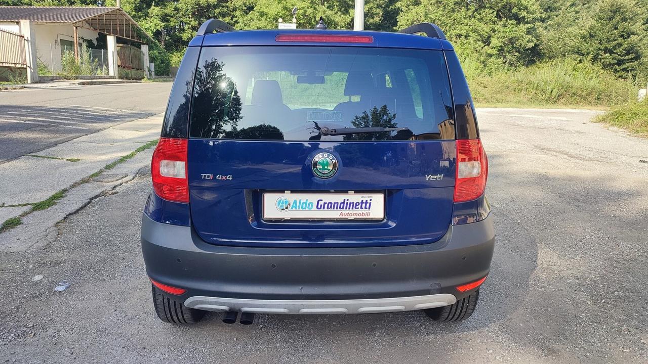 SKODA YETI 2.0 TDI DSG 4X4 140 CV ADVENTURE