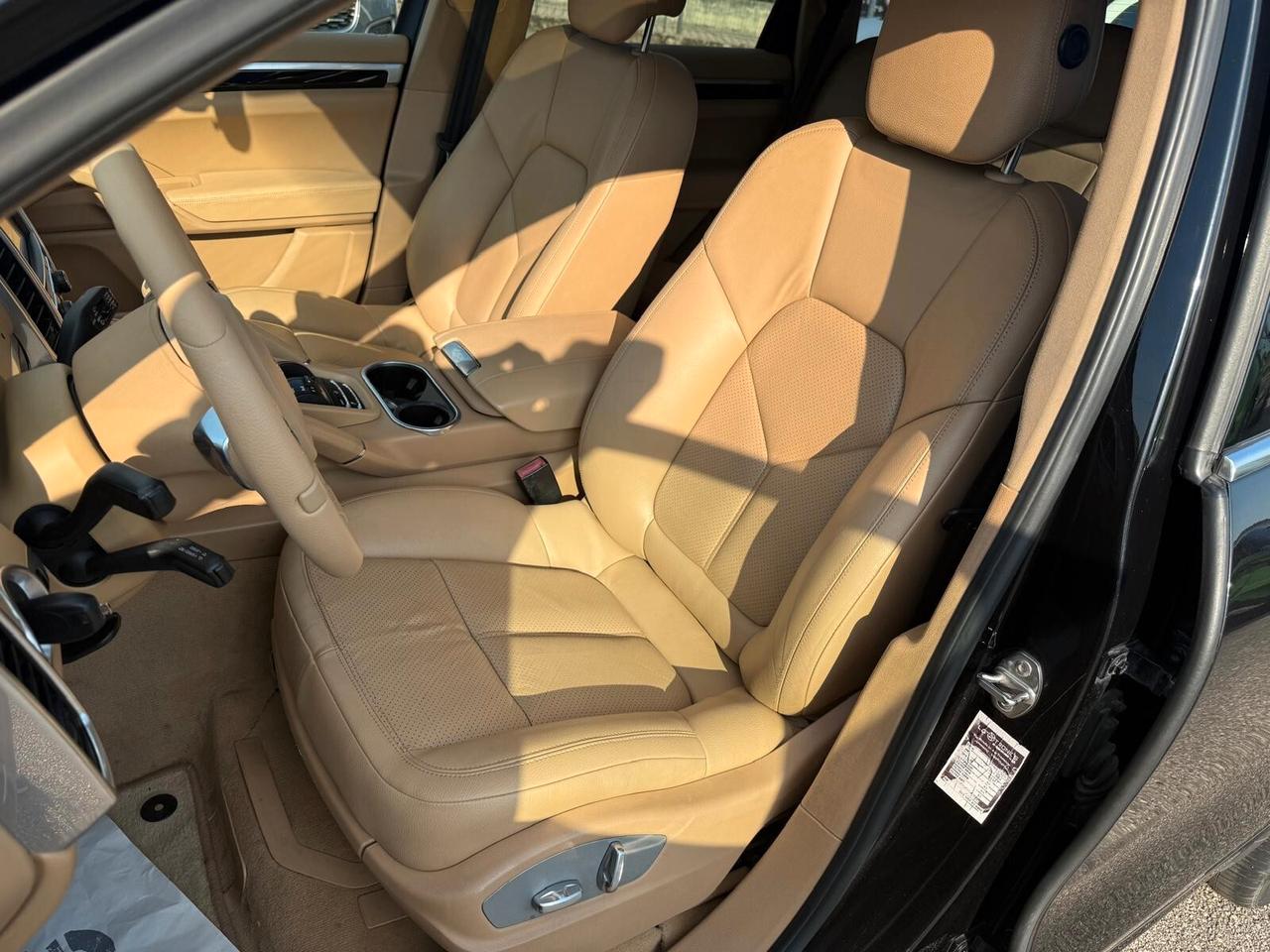 Porsche Cayenne 3.0 D PLATINUM EDITION PERFETTA AFFARE