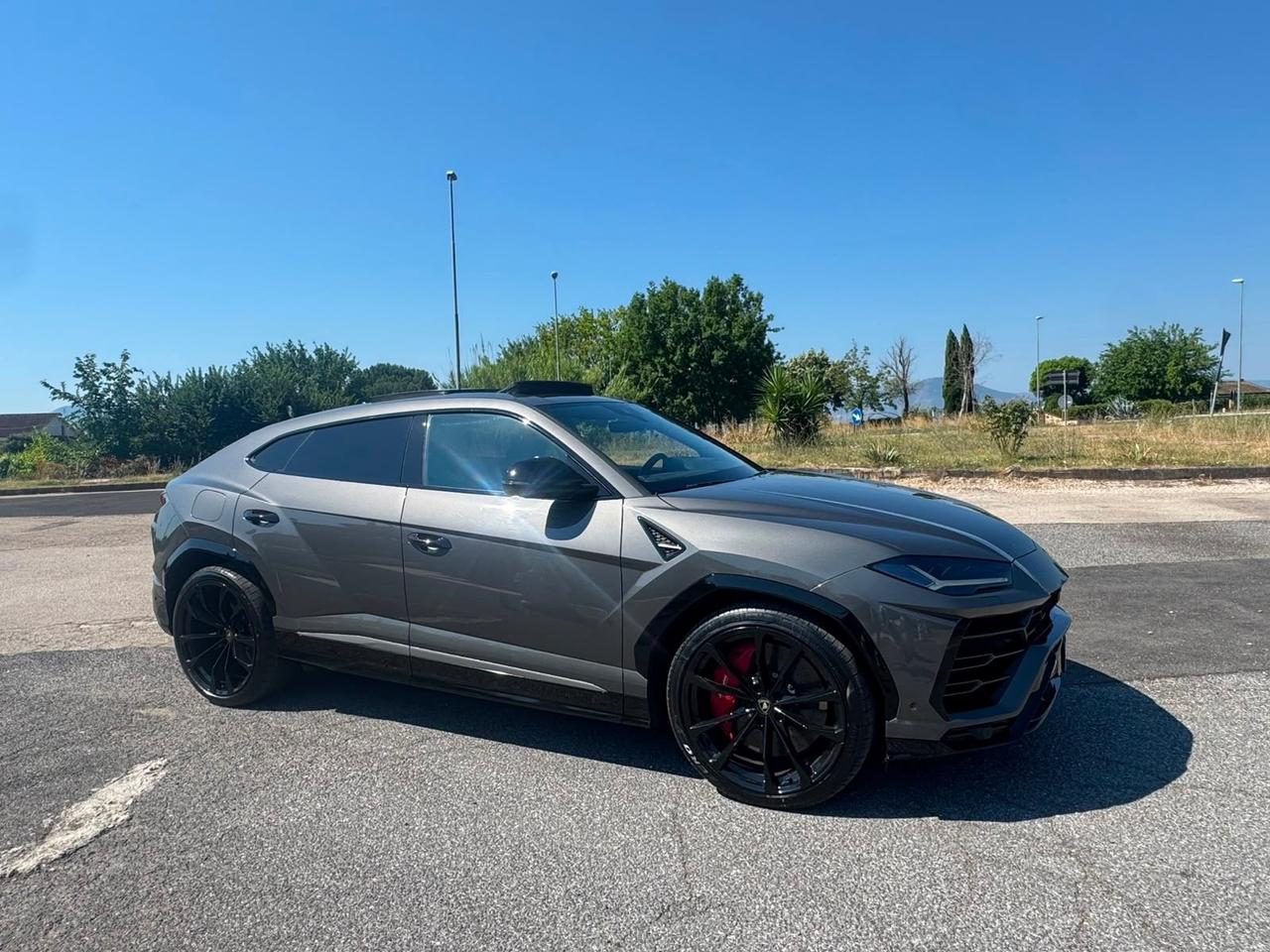 Lamborghini Urus 4.0 italia accetto permute iva compresa