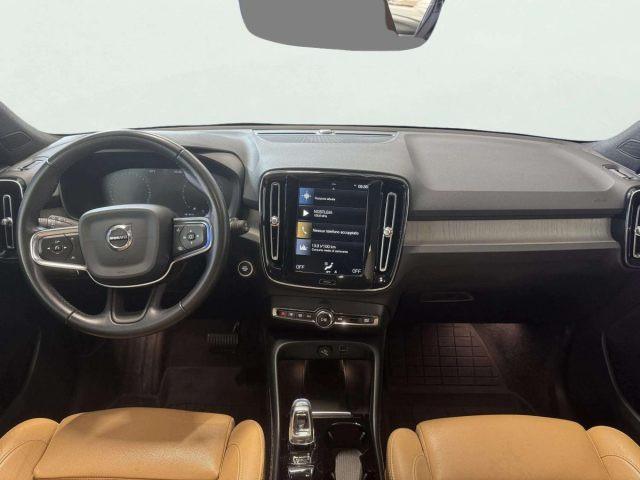 VOLVO XC40 T3 INSCRIPTION AUTOMATICA