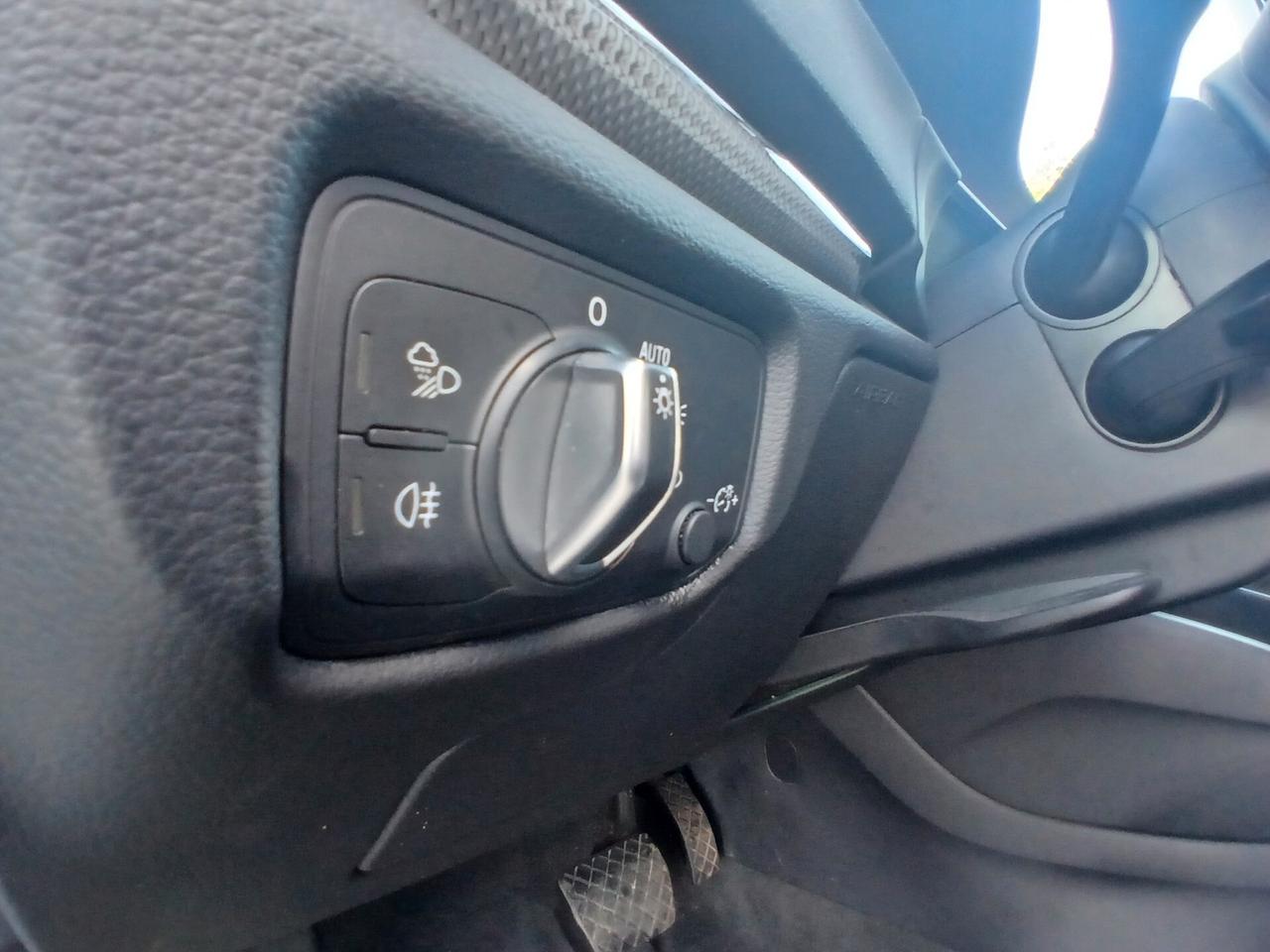 Audi A3 SPB 30 TDI S tronic Business