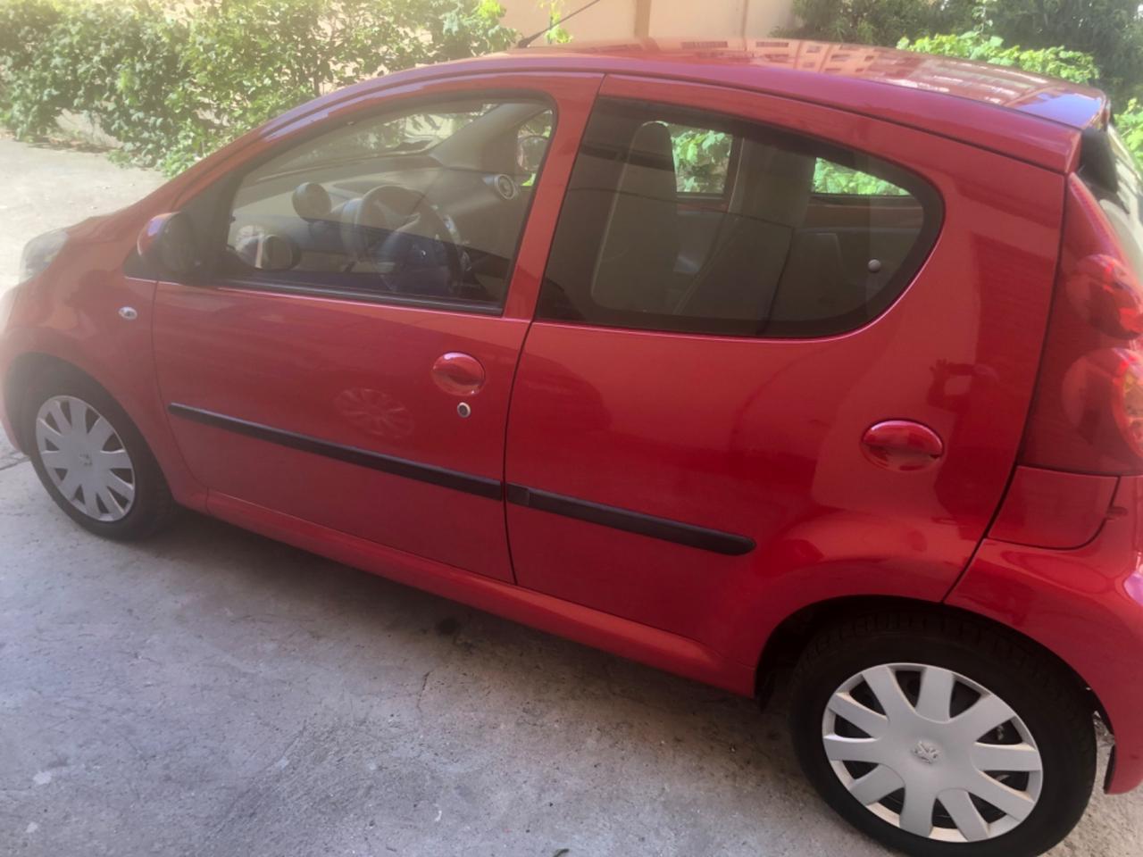 Peugeot 107 1.0 68CV 5p. 06/2009 Km 75000