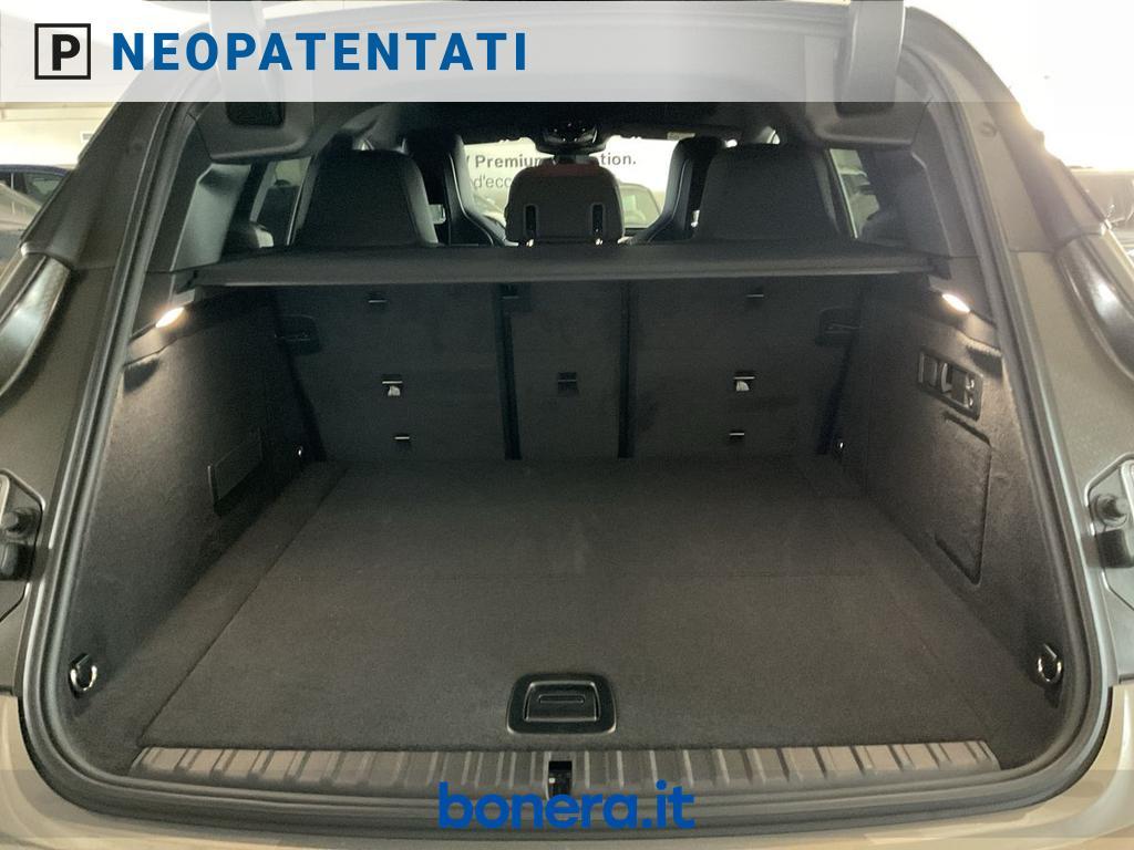 BMW iX 40 pacchetto sportivo xDrive