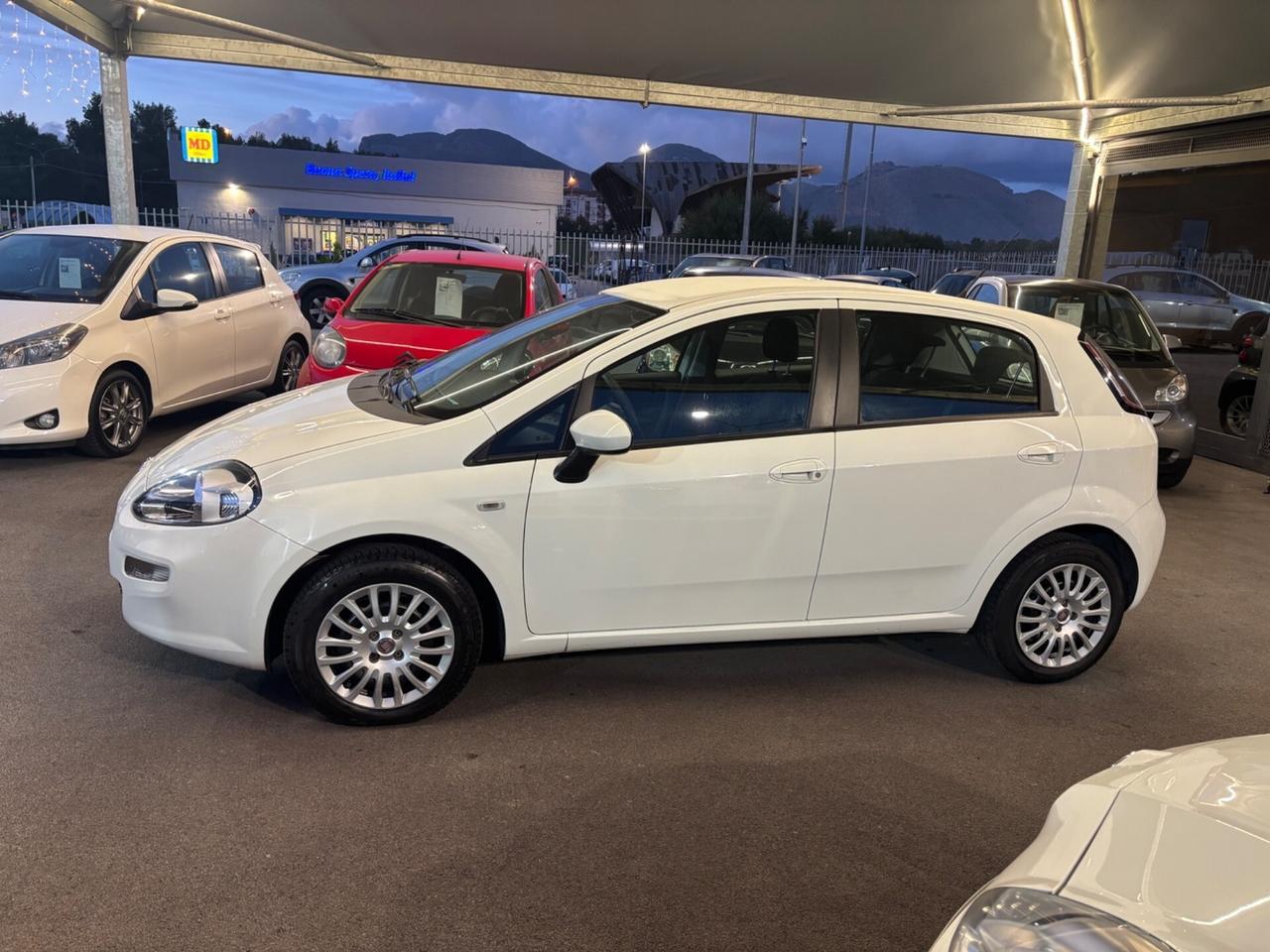Fiat Punto 1.3 MJT II 75 CV 5 porte Easy