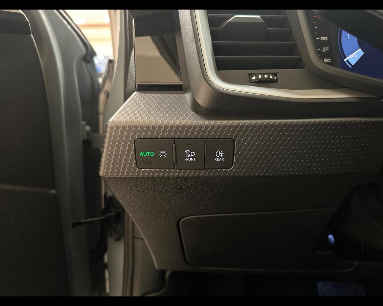 AUDI A1 2ª serie - A1 SPB 30 TFSI S tronic S line edition