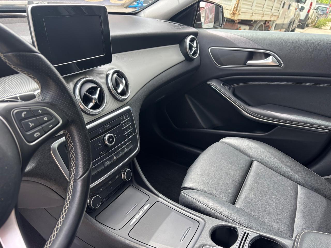 Mercedes-benz GLA 200 GLA 200 d Automatic Enduro Activity