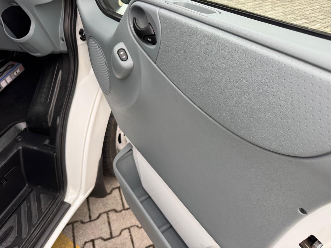 Ford 2.2 TDCI furgone tetto alto PM 37000 km