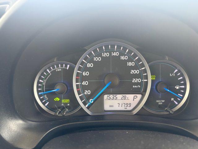 TOYOTA Yaris 1.5 Hybrid 5 porte AUTOMATICA OK NEOPATENTATI