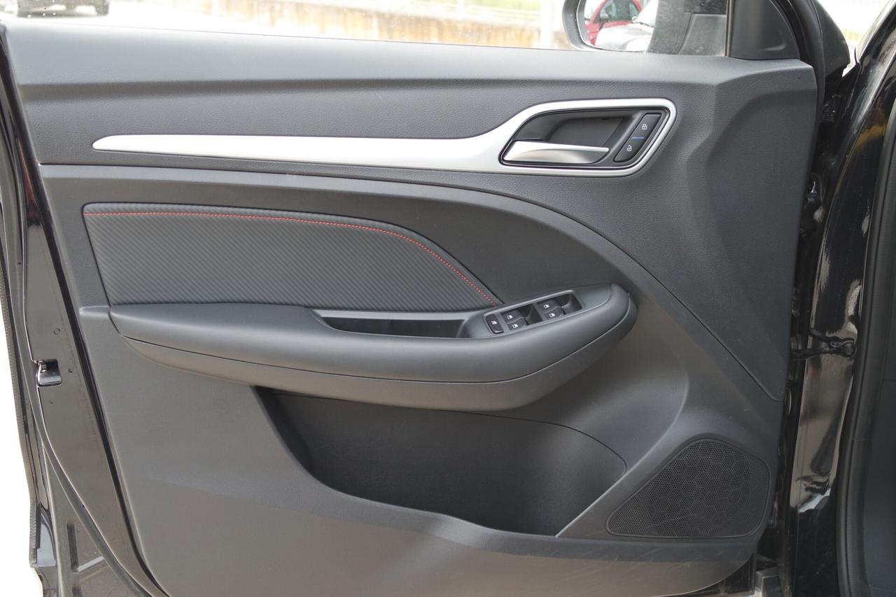 Mg ZS 1.5 VTi-tech Luxury