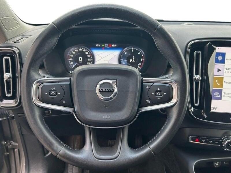 Volvo XC40 D3 150 CV Automatica NAVI LED Momentum Pro N1 Autocarro