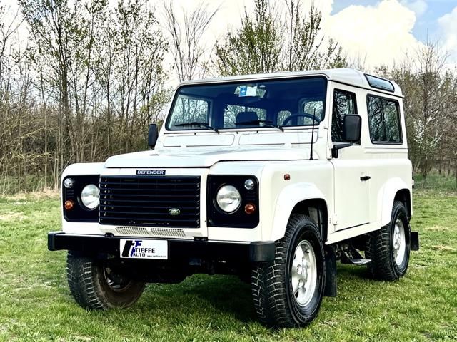 LAND ROVER Defender 90 2.5 Td5 Station Wagon County