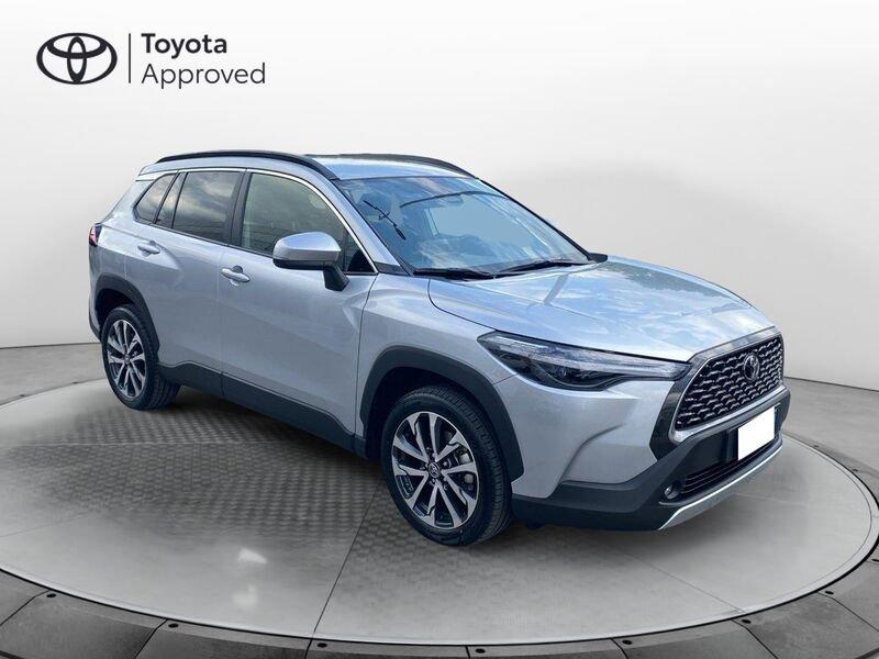 Toyota Corolla Cross 1.8 Hybrid 140 CV E-CVT Trend
