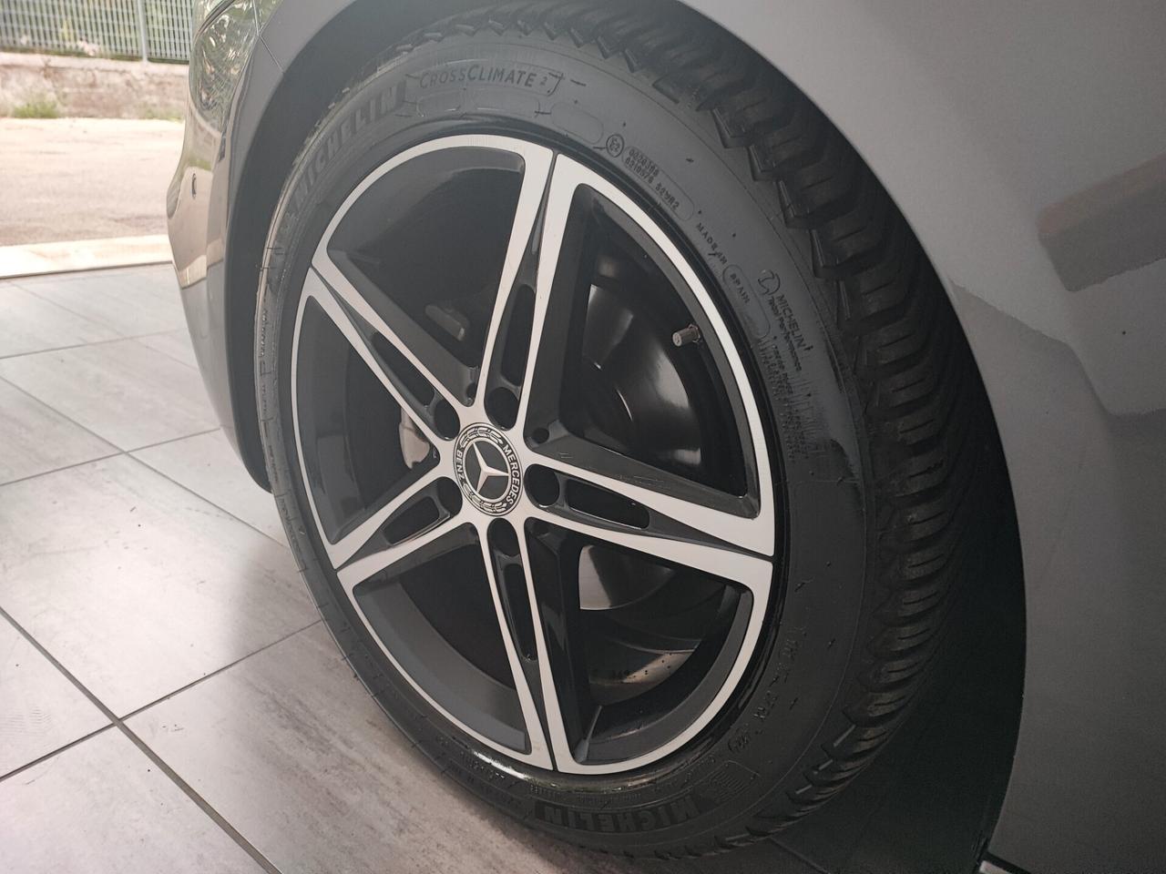 Mercedes-benz A 180 d Automatic Premium